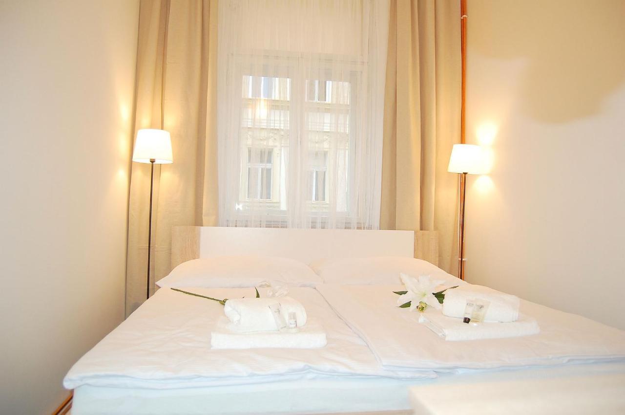 Affinity Hotel Prague 2 Buitenkant foto
