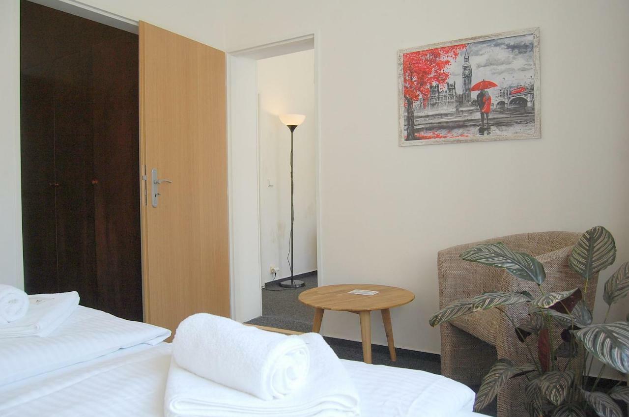 Affinity Hotel Prague 2 Buitenkant foto